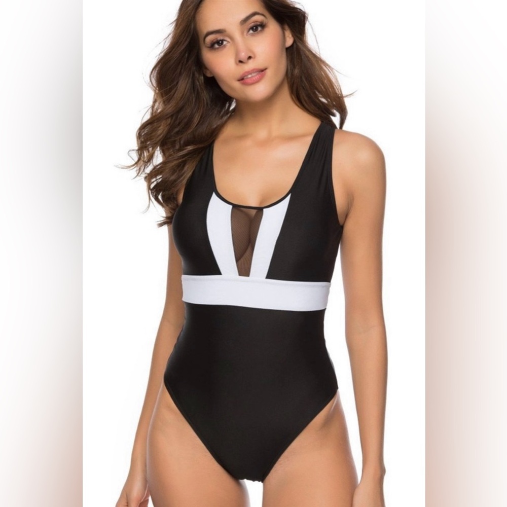 Women Black & White One-Piece Swimsuit - Sleek Contrast Design in Sizes S,M,L,XL